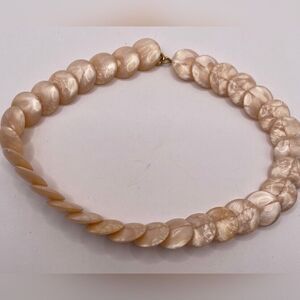 Vintage Women’s Necklace Peach Pink Iridescence Party 15” Choker Beach